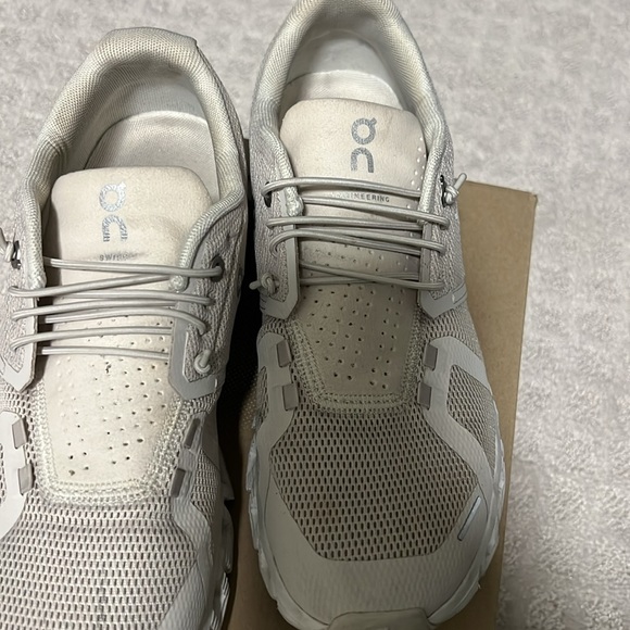 On Cloud 5 running shoes - Picture 8 of 12